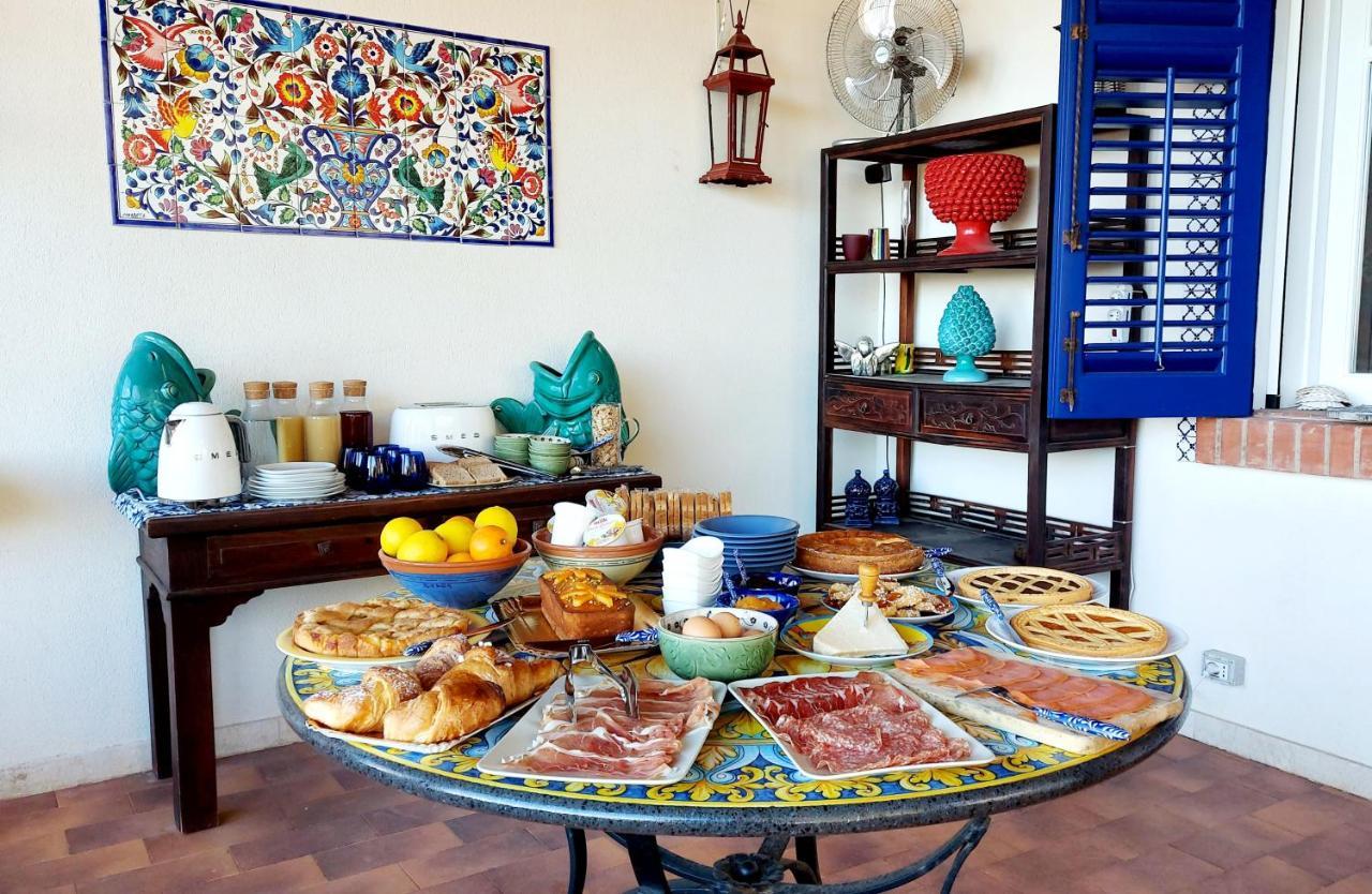 Vfh Villa Flavia Eco B&B - 50 Metri Dal Mare Санта-Флавия Экстерьер фото