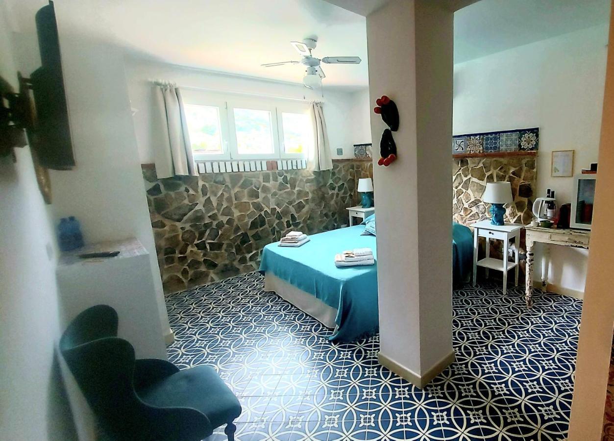Vfh Villa Flavia Eco B&B - 50 Metri Dal Mare Санта-Флавия Экстерьер фото