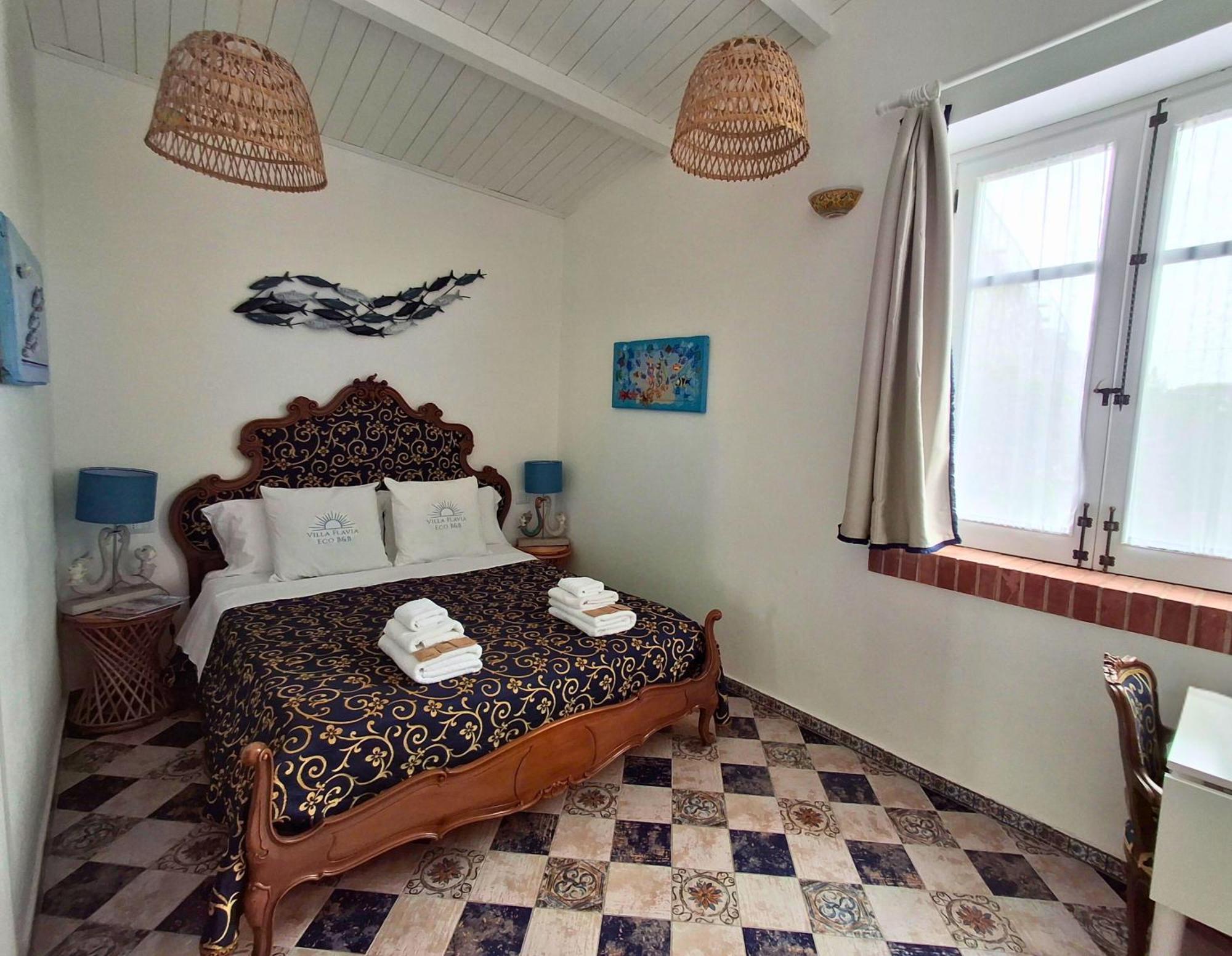 Vfh Villa Flavia Eco B&B - 50 Metri Dal Mare Санта-Флавия Экстерьер фото